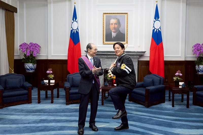 賴清德與旅日棒球名將王貞治。 圖：總統府提供