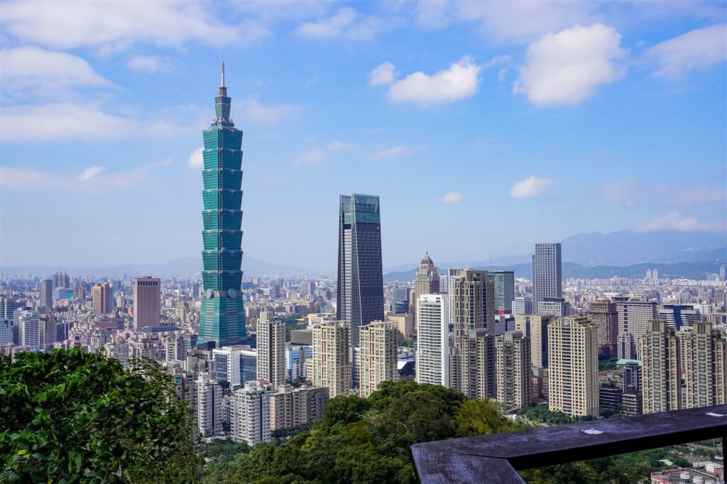 圖為台北101與周邊建物景觀。 圖：擷自Unsplash圖庫