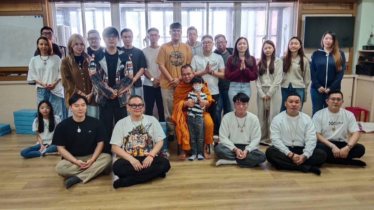 隆興師父在高雄為年輕世代開啟心靈解放與跨國文化交流的新契機。 圖：孫家銘攝