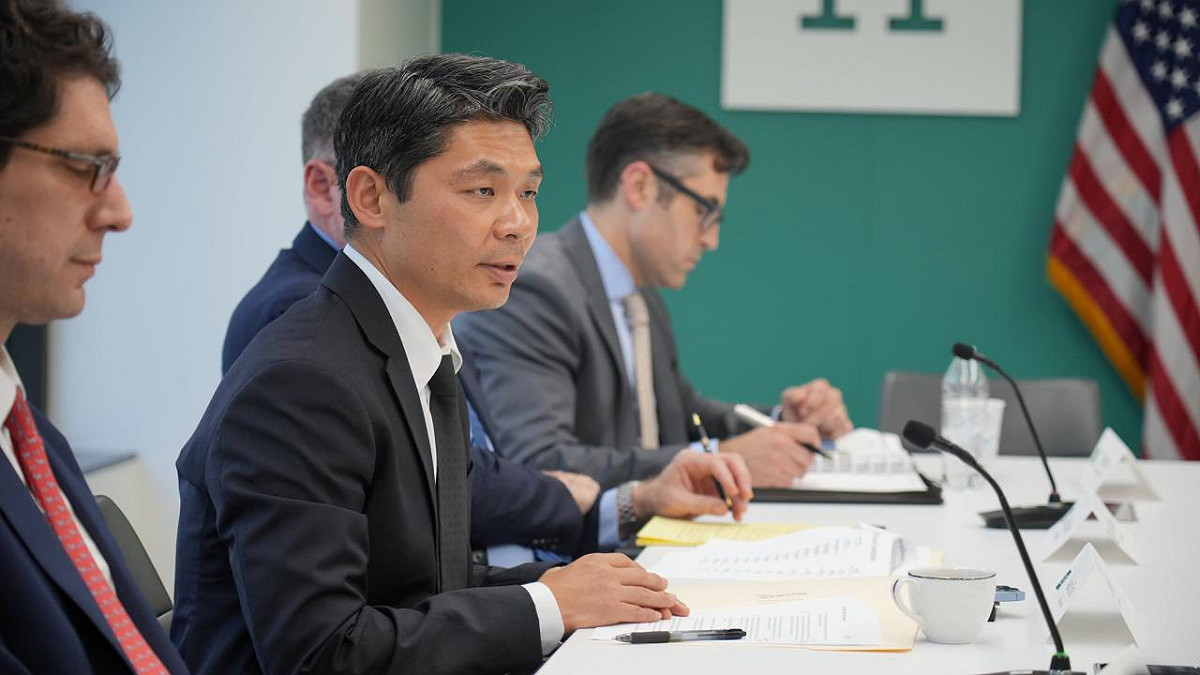 軍購特別條例今日預計院會表決，前國民黨立委許毓仁透露美方底限，若錯過將使華府質疑台灣防衛決心。 圖：取自許毓仁臉書（資料照）