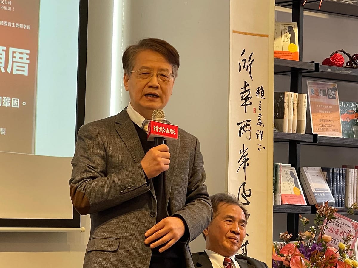 前陸委會副主委、文化大學前社科院長趙建民接受《Newtalk》專訪，談及即將舉行的川習會，他認為美國已經沒有太多籌碼，可謂捉襟見肘。 圖：翻攝自趙建民臉書