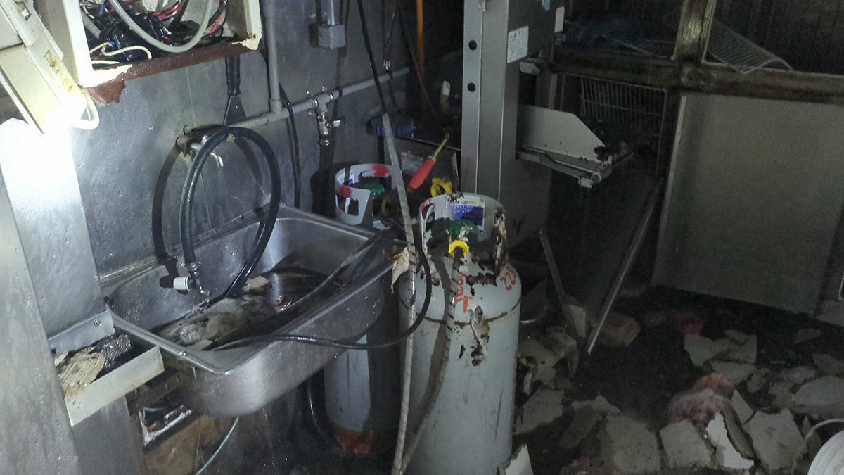 (影) 台中建國市場驚傳氣爆！ 疑瓦斯外洩釀禍 現場畫面曝