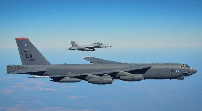 美軍B-52「同溫層堡壘」（Stratofortress）戰略轟炸機。(示意圖) 圖：翻攝自 @Globalsurv X 帳號