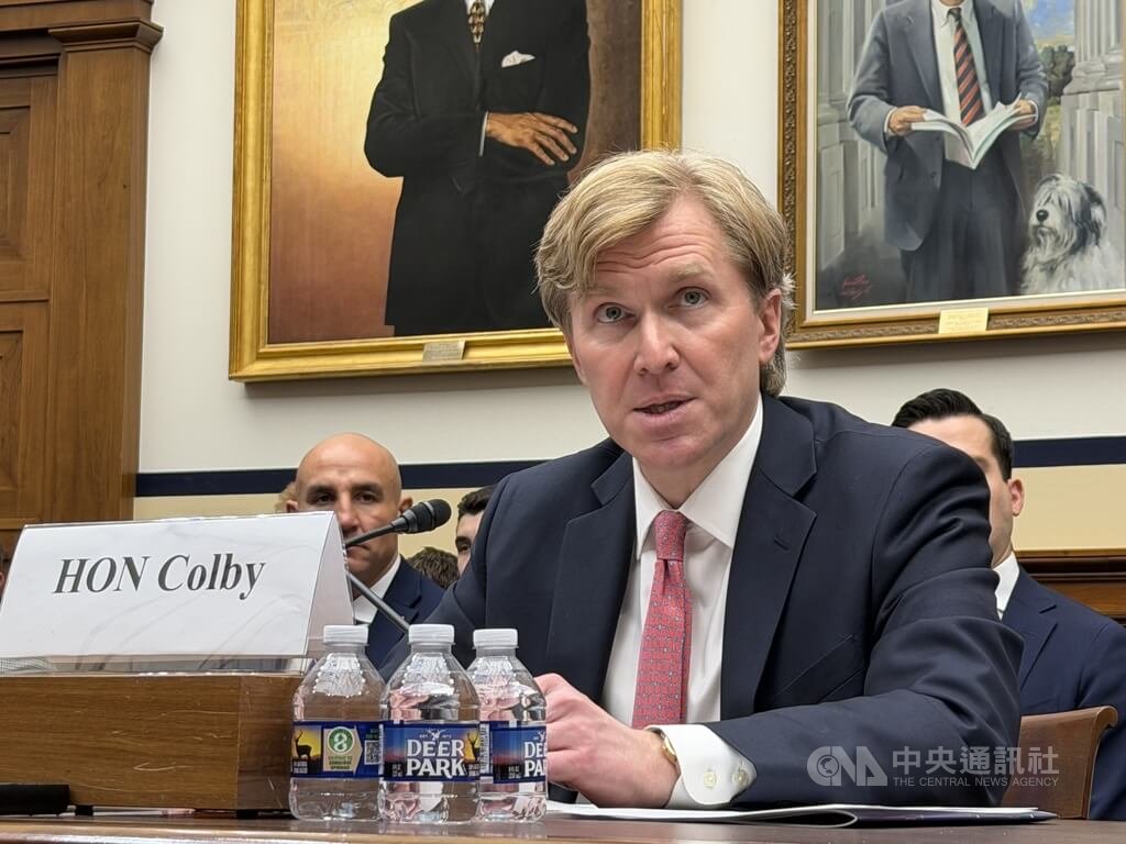 美國戰爭部負責政策的次長柯伯吉（Elbridge Colby）5日出席聯邦眾議院軍事委員會聽證會。中央社記者侯姿瑩華盛頓攝 115年3月6日 圖：中央社提供