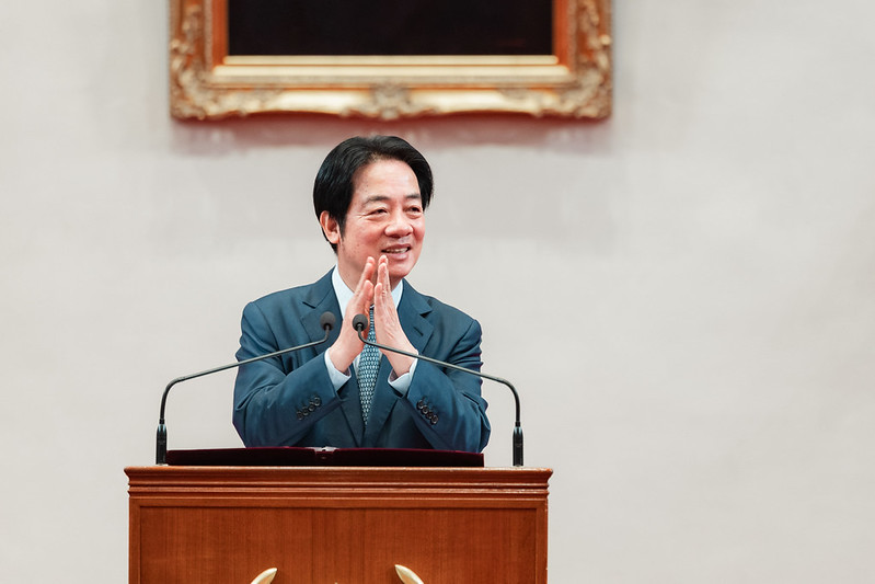 總統賴清德「海巡」網友親回，立刻在網上掀起熱議。 圖：總統府/提供（資料照）