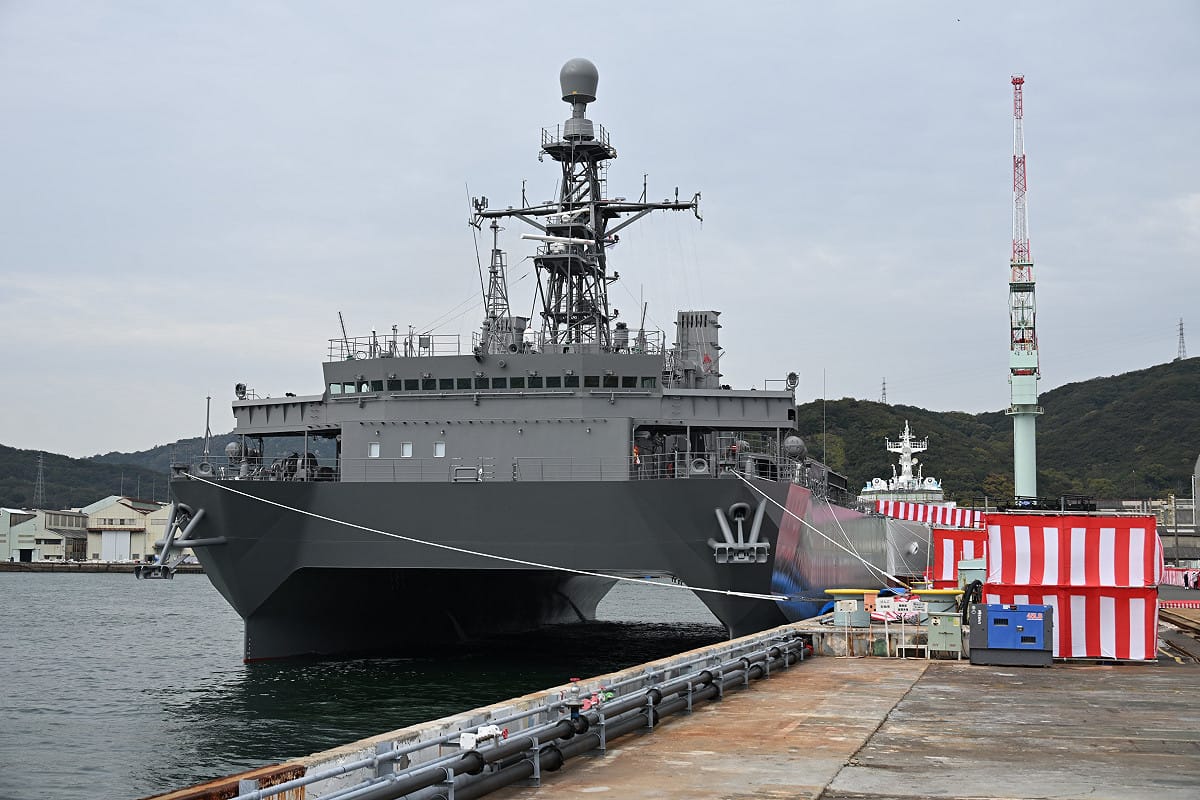 日本海上自衛隊第四艘「響級」輔助海洋監視艦「備後號（AOS-5204）」6日正式成軍。 圖：翻攝「X」@JMSDF_PAO