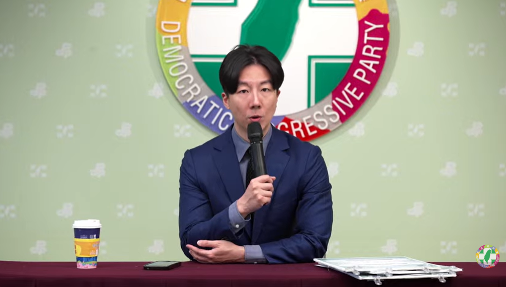 民進黨發言人吳崢。 圖：擷自直播畫面