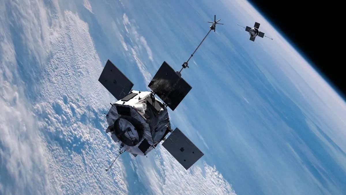 一台重達約 600 公斤的NASA退役范艾倫太空探測器可能於週二晚間重返地球大氣層。  圖：翻攝自Ｘ／@Heroiam_Slava