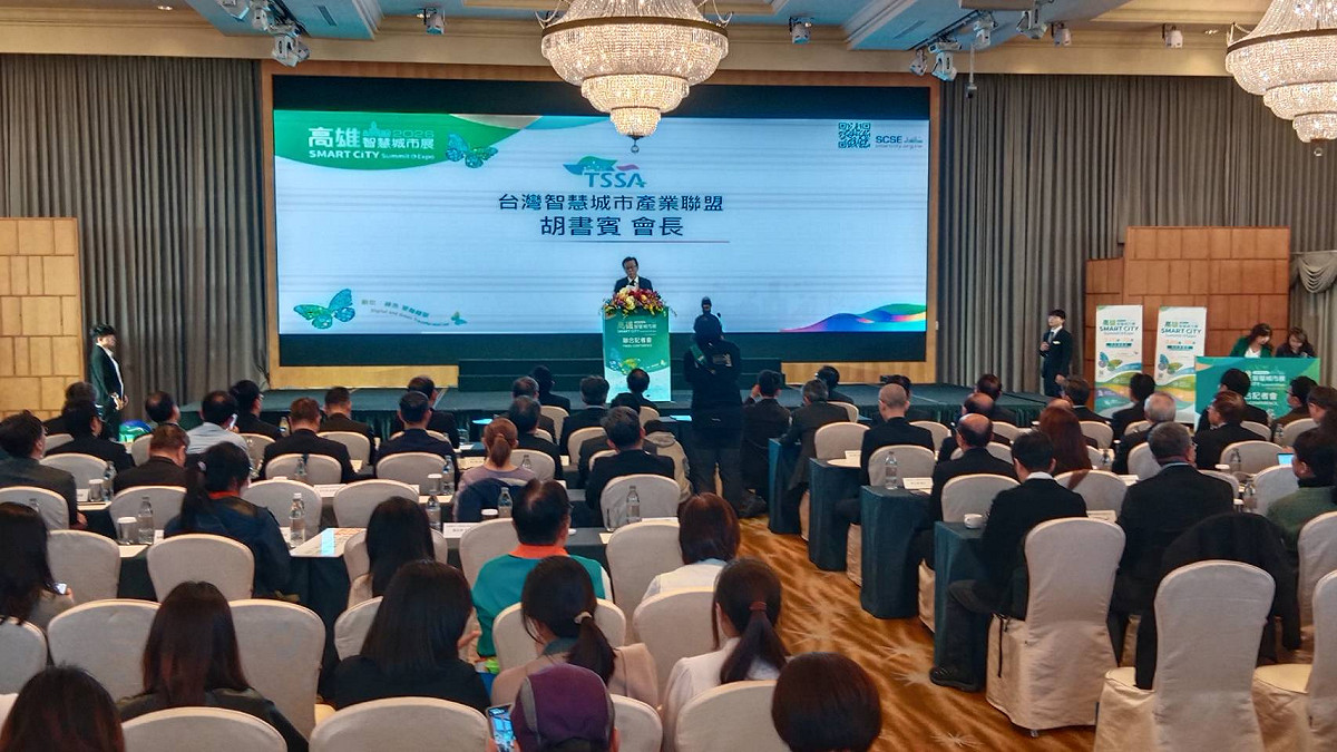 胡書賓表示台北與高雄同步展示完整解決方案與實際建置經驗，不僅吸引國際城市來台交流，也彰顯台灣在AI應用發展上的領先實力。 圖：孫家銘攝