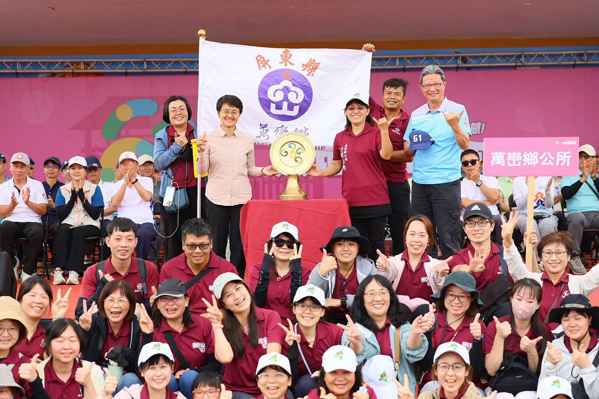台灣本土延續最久的六堆運動會，在左堆屏東縣佳冬鄉佳冬國民中學圓滿落幕。 圖：客家委員會/提供