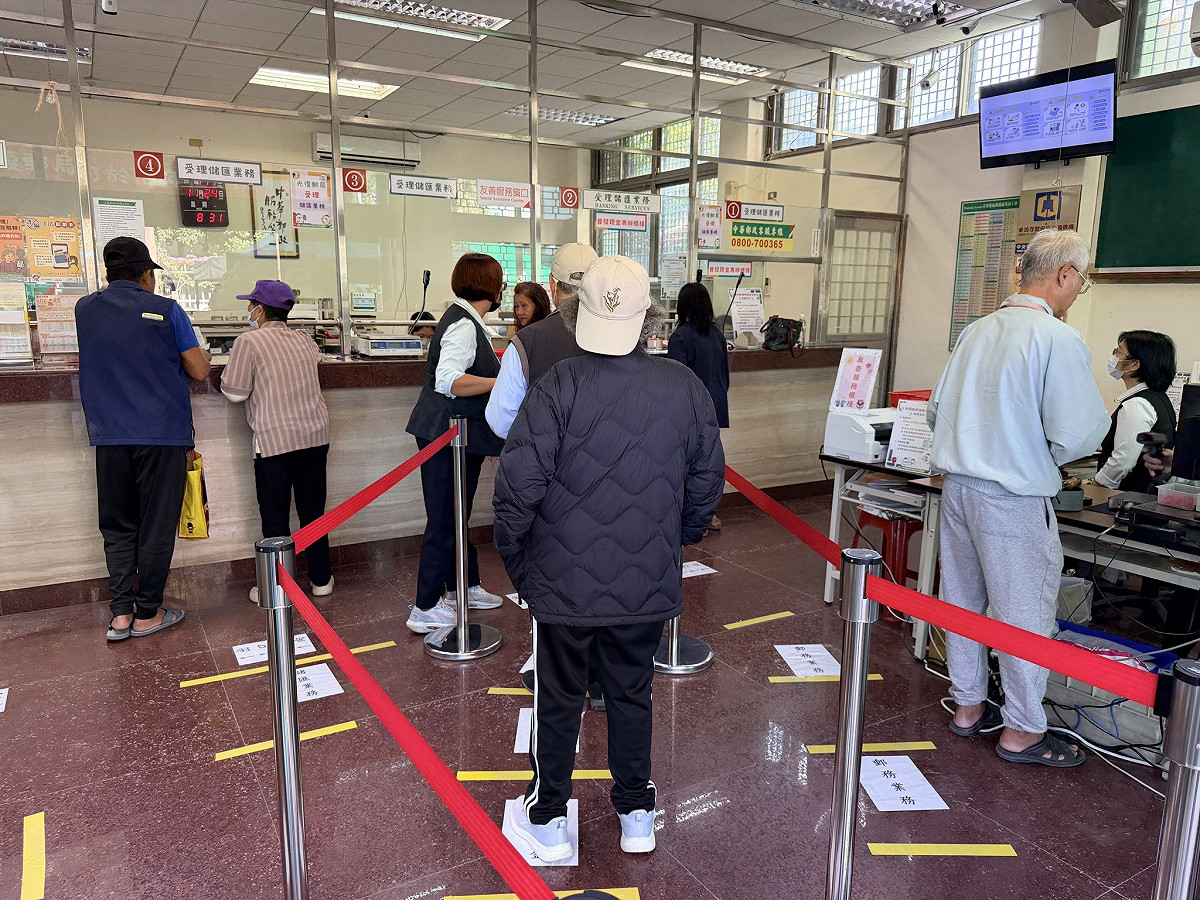 中華郵政自4月起開辦「國際e小包」，取代國際掛號小包 圖：翻攝自中華郵政臉書