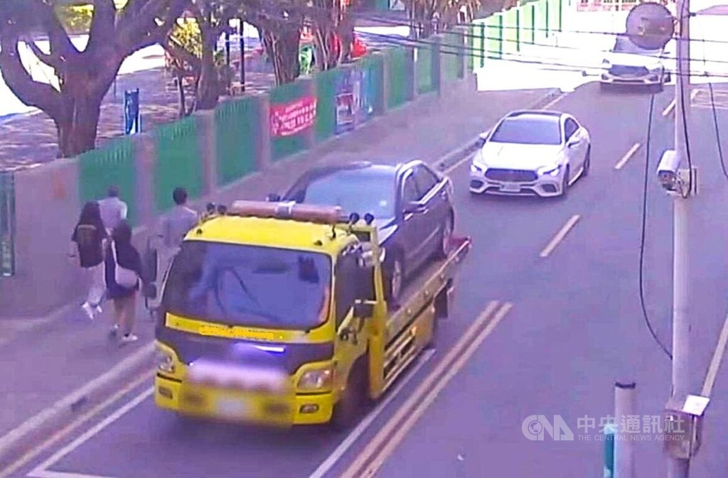 新北市新莊區15日有民眾車輛故障拖吊，費用疑從新台幣4000元暴增至4萬多元，報警處理並提告業者詐欺。（翻攝照片）中央社記者王鴻國傳真　115年3月16日