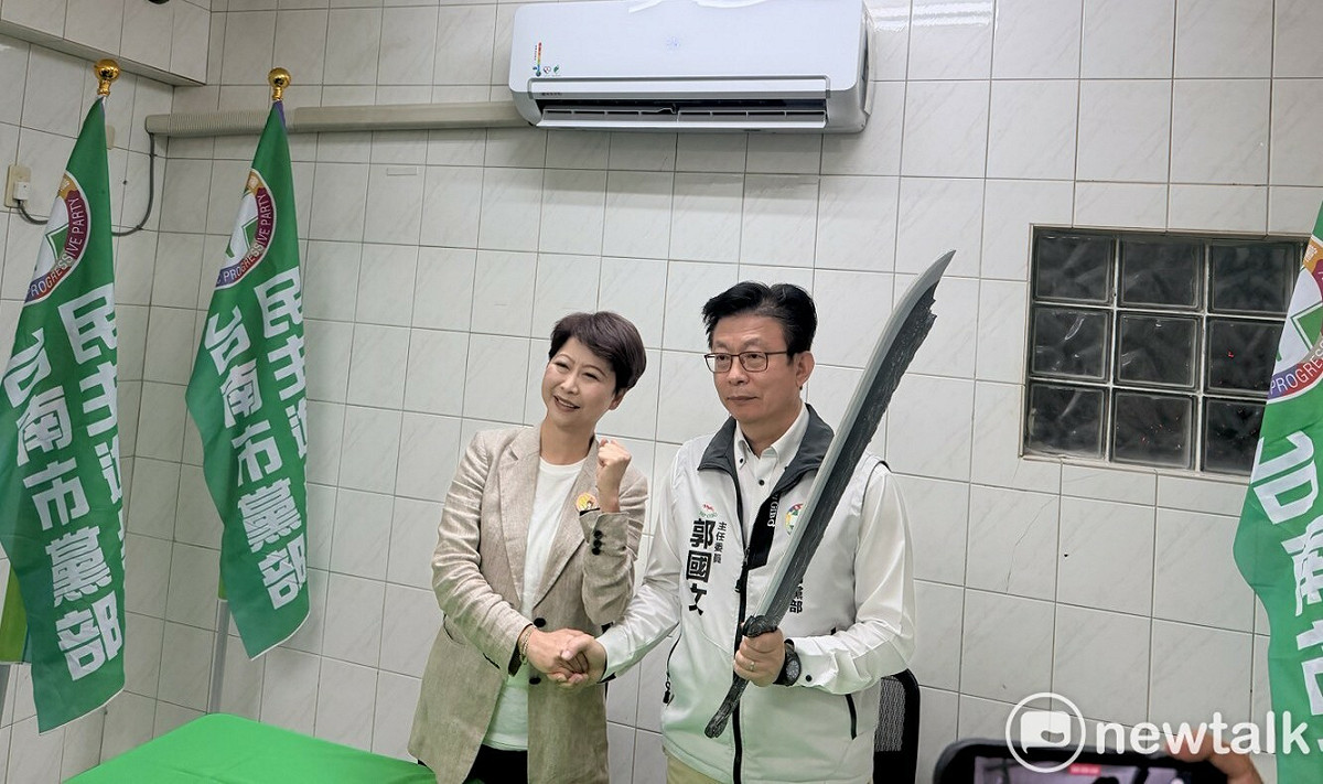 民進黨台南市長提名人陳亭妃與市黨部主委郭國文立委，在經歷黨內初選後，首次正式面會，外界咸認此行是「破冰」、「大和解」。 圖：民進黨台南市黨部提供