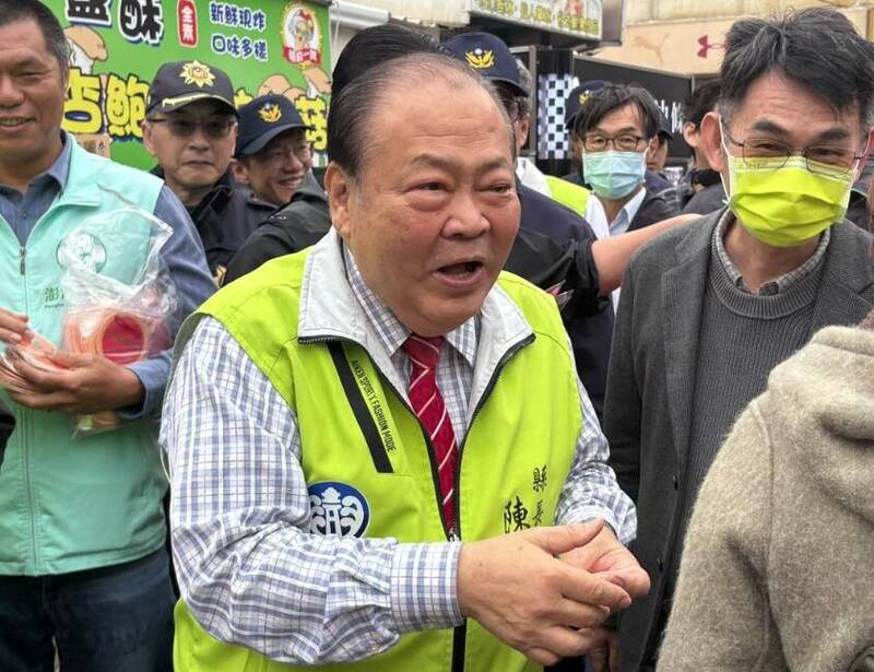 澎湖縣長陳光復因拜年行程期間失足受傷。（資料照片） 圖：翻攝陳光復臉書