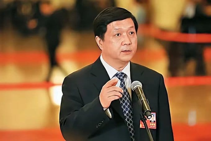 中國科學院近期針對官方網站的院士名單進行更新，撤除了「殲-20 之父」楊偉的姓名與個人簡歷，外界質疑此次更動可能與殲-20 開發過程中涉及的造假有關。 圖：翻攝自 @kynkyn73670170 X 帳號