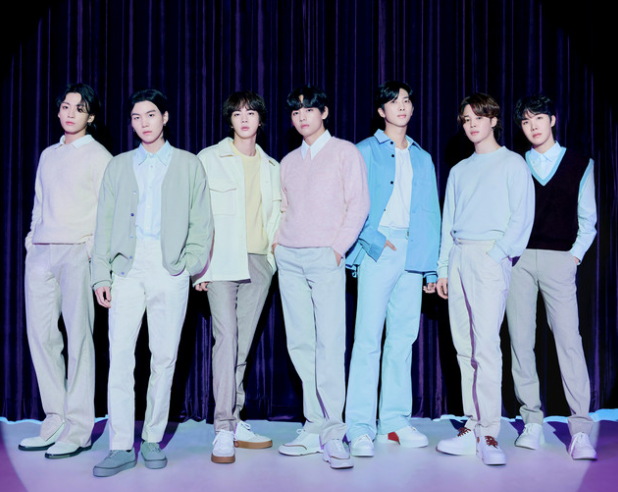 BTS成員去年6月全員退伍，並宣布3月21日正式回歸，展開世界巡迴演唱會，讓粉絲相當期待。 圖：翻攝自BTS IG