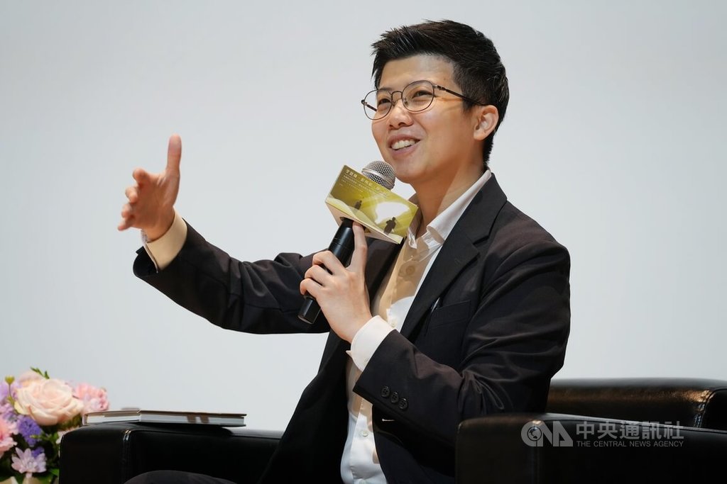 社民黨台北市議員苗博雅（圖）21日以太陽花世代代表身分受邀出席「李登輝、彭明敏『夢二途』交織的台灣光影─總統直選30週年鼎談會 」，除進行跨世代的公共討論，也回應當前台灣政治面臨的挑戰等議題。中央社記者徐肇昌攝 115年3月21日 中央社記者徐肇昌攝 115年3月21日