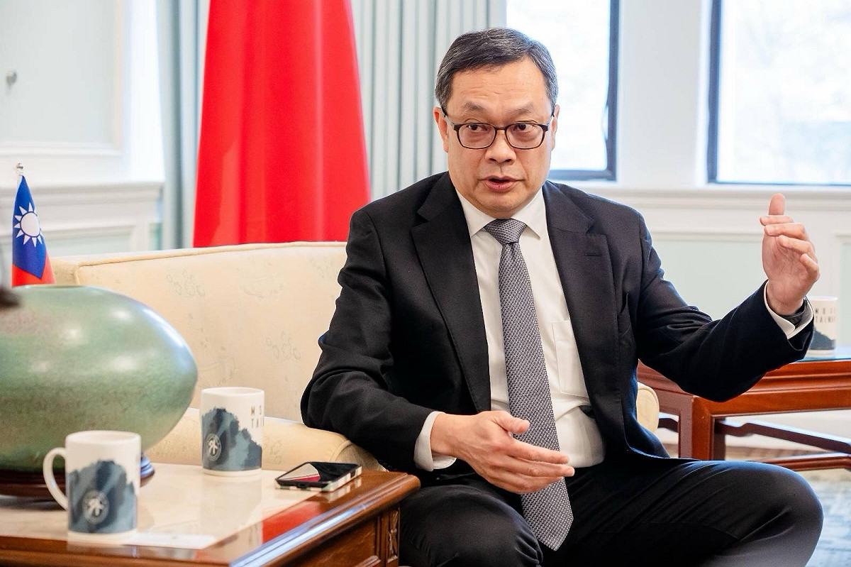 外交部政務次長陳明祺接受《華爾街日報》專訪。 圖：外交部提供