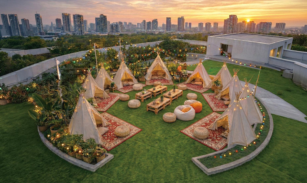 漢神洲際購物廣場館內SKY PARK琉光花園「天際營地」。 圖：漢神洲際購物廣場/提供