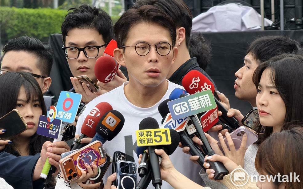 爆黃國昌已重返律師公會 律師開酸：柯文哲二審辯護人該接了吧？