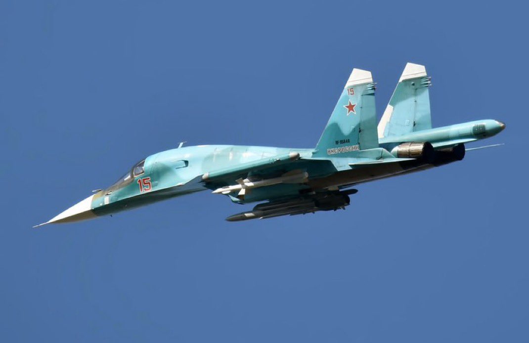 俄羅師損失一架 Su-34 戰機，一名飛行員喪生。 圖：翻攝自@visegrad24