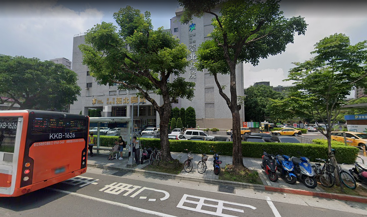 台北醫院建案爆工安意外，36歲工人因防墜缺失自5樓墜亡，勞檢處勒令停工並啟動職災補償。 圖：翻攝自Google Map