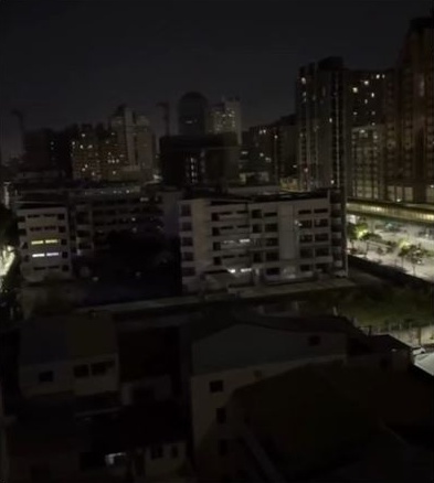 文心國小廣播系統凌晨播放已故歌手的歌曲，吵醒附近居民。 圖：翻攝自Threads