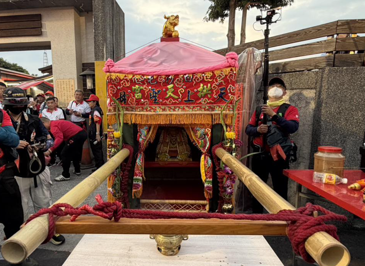 白沙屯媽祖遶境，網路上出現大量結緣品詐騙。 圖：翻攝白沙屯拱天宮臉書