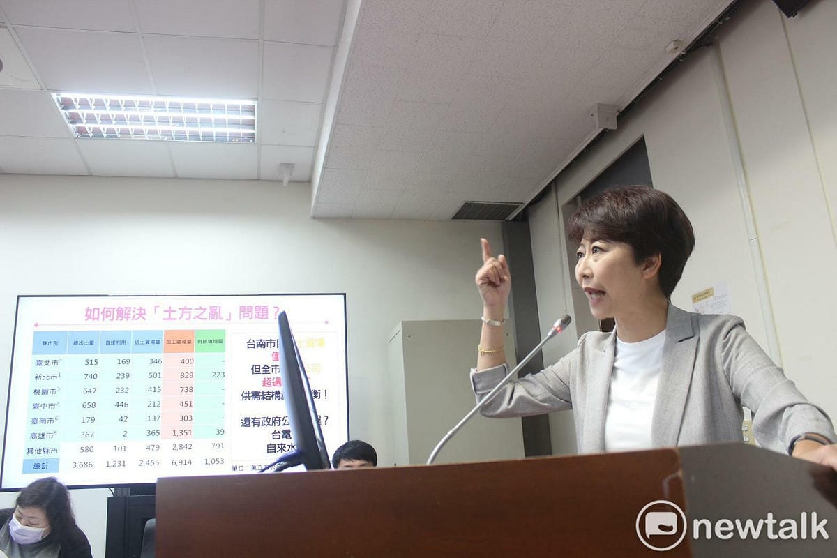 中東戰火引發的連鎖反應已波及基層民生，加上公共工程土方去化困難，地方正深陷雙重危機。立法委員陳亭妃於立法院經濟委員會針對「塑膠袋之亂」與「土方之亂」提出強力質詢。 圖：陳亭妃服務處提供
