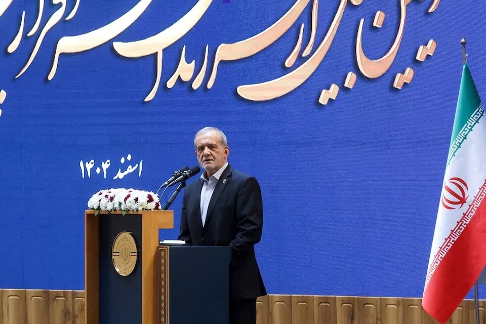 伊朗總統裴澤斯基安。（Iran's Presidential website/West Asia News Agency/Handout via 路透社） 圖：中央社提供