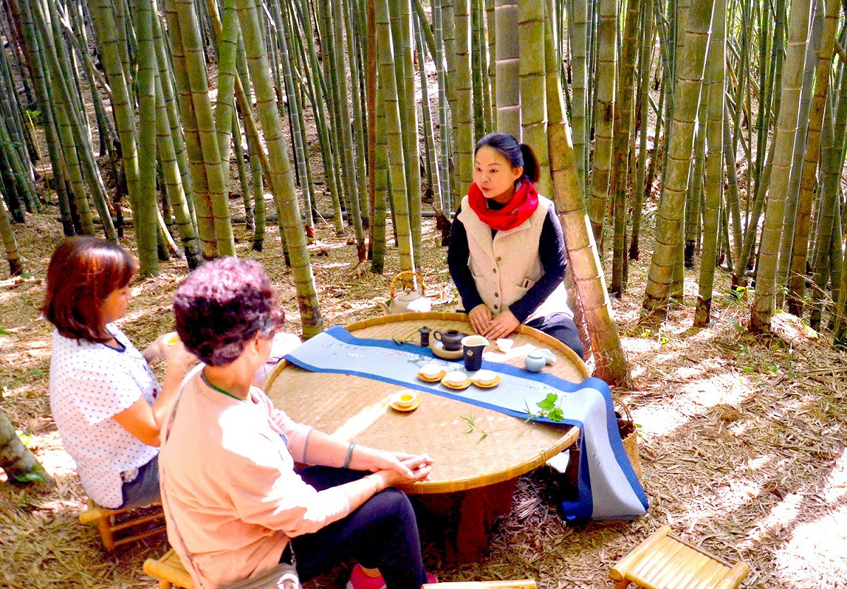 「食當季、樂當地茶園饗宴」輕旅行活動，一步一腳印行銷嘉義縣在地農村，呈現最優質的農村產業、生態環境與聚落文化。 圖：嘉義縣政府／提供