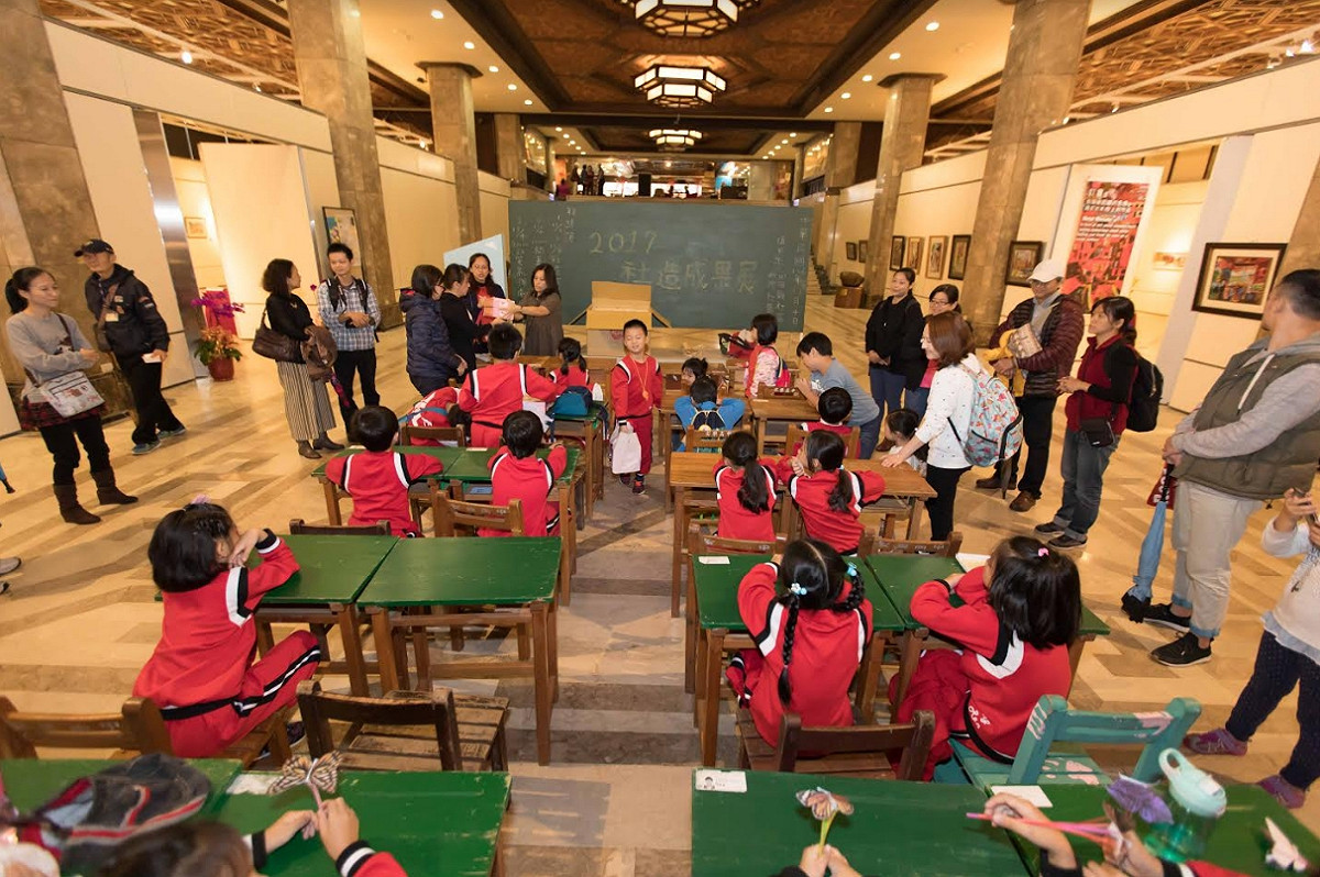 基隆市社區營造聯合成果展在基隆文化中心大廳登場。 圖：基隆市政府/提供