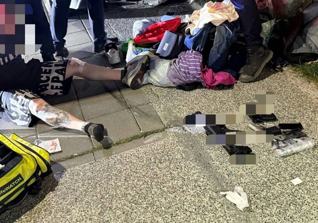 林姓男子11日凌晨涉毒駕載友人外出吃宵夜，遇嘉義市警方追捕查獲，並從林姓男子汽車後車廂查扣槍枝、子彈及毒品等。（警方提供）中央社記者黃國芳傳真　115年4月11日