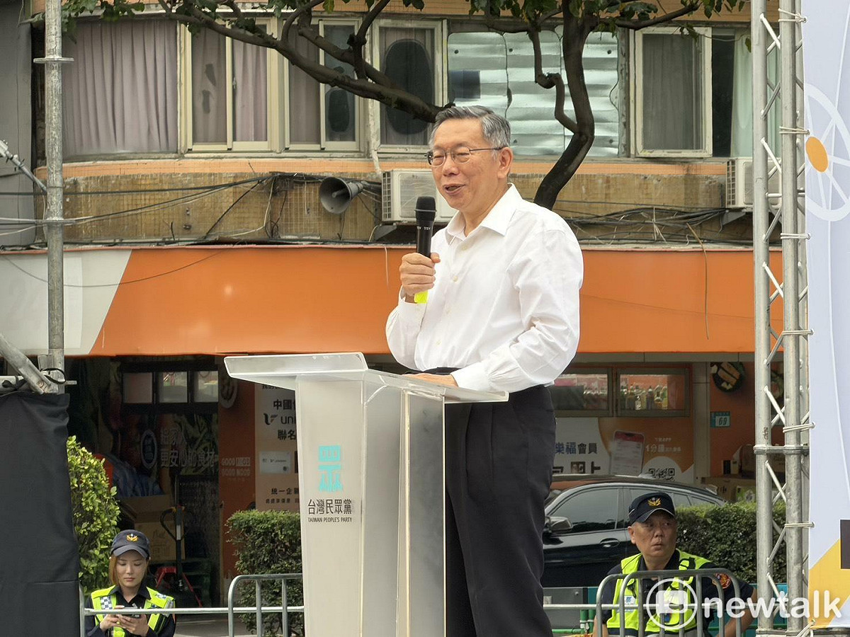 柯文哲出席黃國昌的「411讓新北更有型」誓師大會。 圖：高逸帆／攝