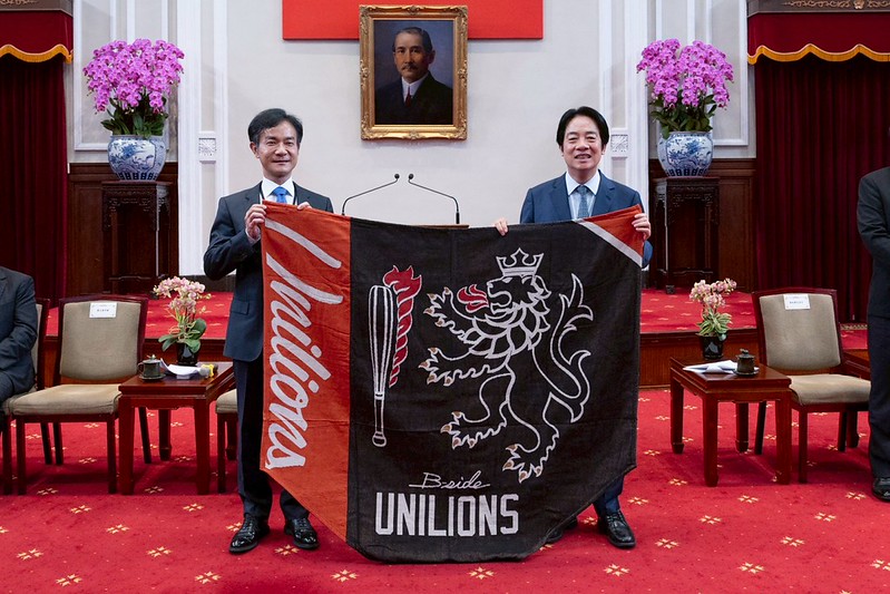 賴清德說，政府會持續推動「AI新十大建設」，目標在2040年前創造超過15兆元產值。 圖：總統府提供