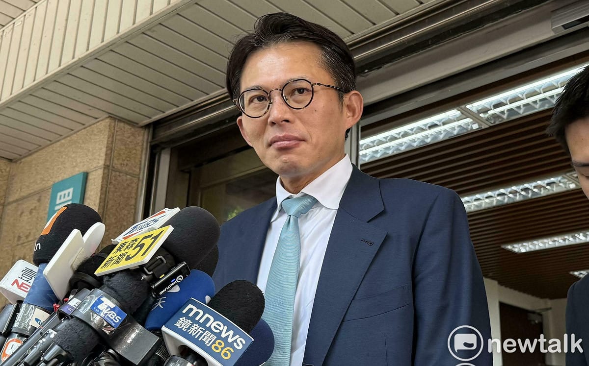 黃國昌稱汐止立委非禮讓 李正皓秀當年民調打臉「只有沈發惠一半」轟：中山狼得志便猖狂