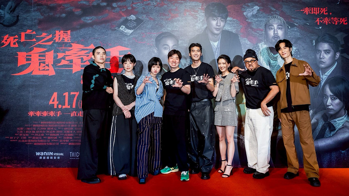 左起歐陽倫、林子熙、嚴正嵐、導演王晧、涂善存、睦媄、美麗本⼈、音樂總監李英宏。 圖：網銀國際影視／提供