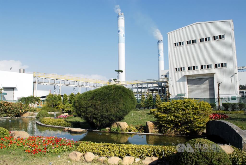圖為麥寮電廠。 （中央社檔案照片）