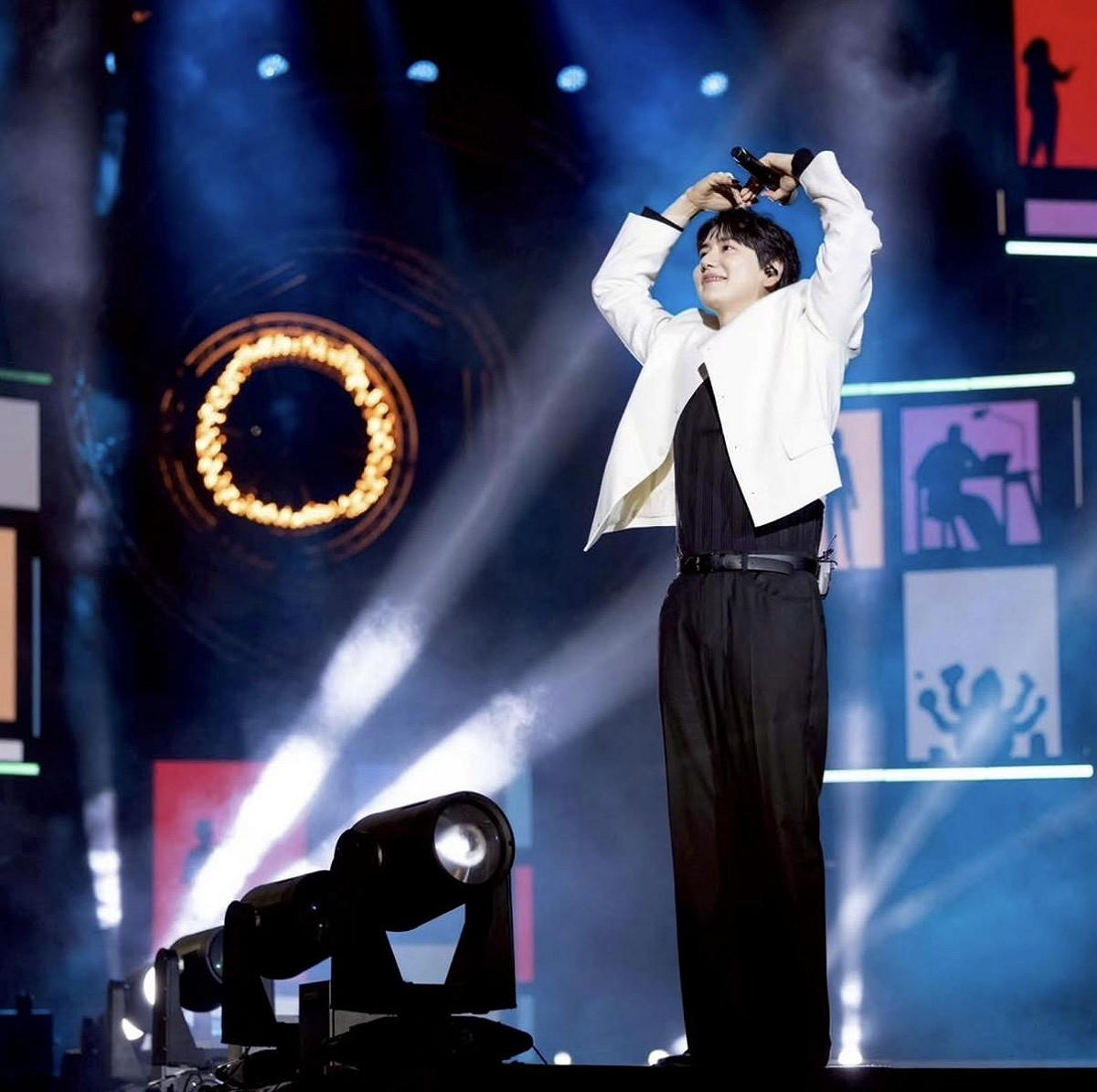 第一日晚間舉行的「選手之夜」邀請SUPER JUNIOR 圭賢作為壓軸嘉賓演出。 圖：取自 圭賢IG
