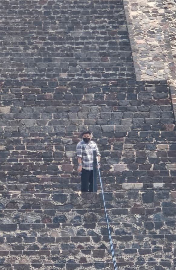 墨西哥發生一起嚴重攻擊事件，墨西哥著名古蹟特奧蒂瓦坎（ Teotihuacán ）日前發生槍擊。 圖：翻攝自@war_noir