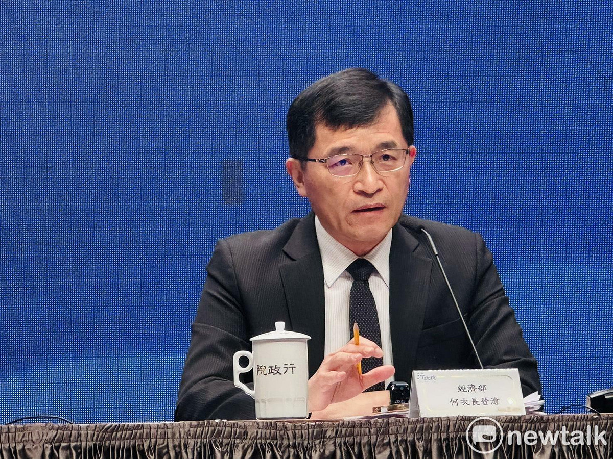 經濟部次長何晉滄今（23） 天列席行政院會後記者會。 圖：謝莉慧/攝