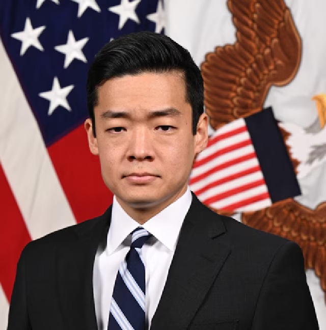 美國戰爭部分管印太事務的助理部長約翰．盧 圖：翻攝自美國戰爭部