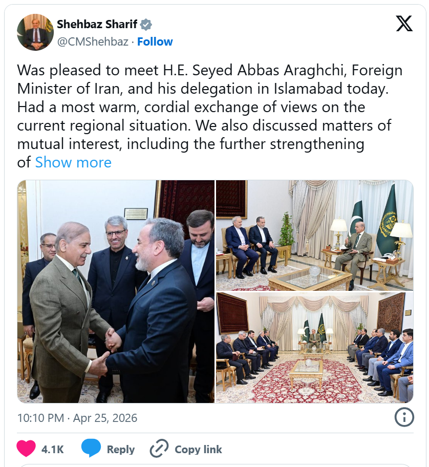 巴基斯坦總理謝里夫25日在社群平台X貼出與伊朗外長阿拉奇（Abbas Araqchi）及其代表團會談的照片。 圖:翻攝自Shehbaz Sharif X社群平台