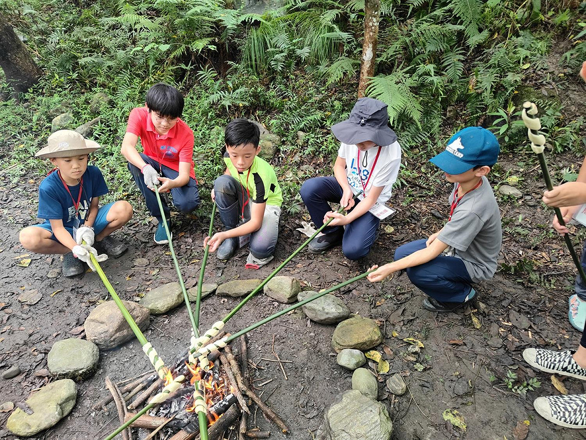 首梯「夏日森友會3.0－藝術創作x立槳x溪流x生態觀察」四天三夜自然藝術創作營隊將於7月15至18日舉行。 圖：林業署花蓮分署／提供