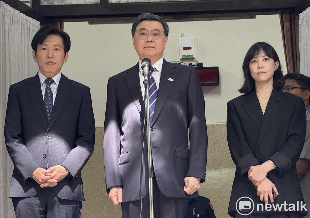 行政院長卓榮泰(中) 圖：林朝億/攝