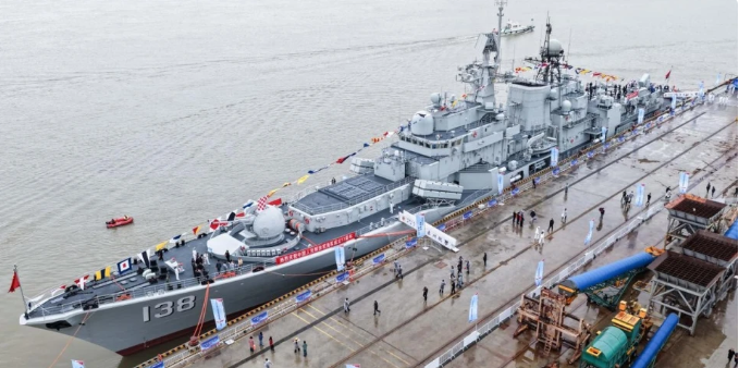 中國近期公開展示改造完成的 956EM 型驅逐艦「泰州號」。 圖:翻攝自零度Military