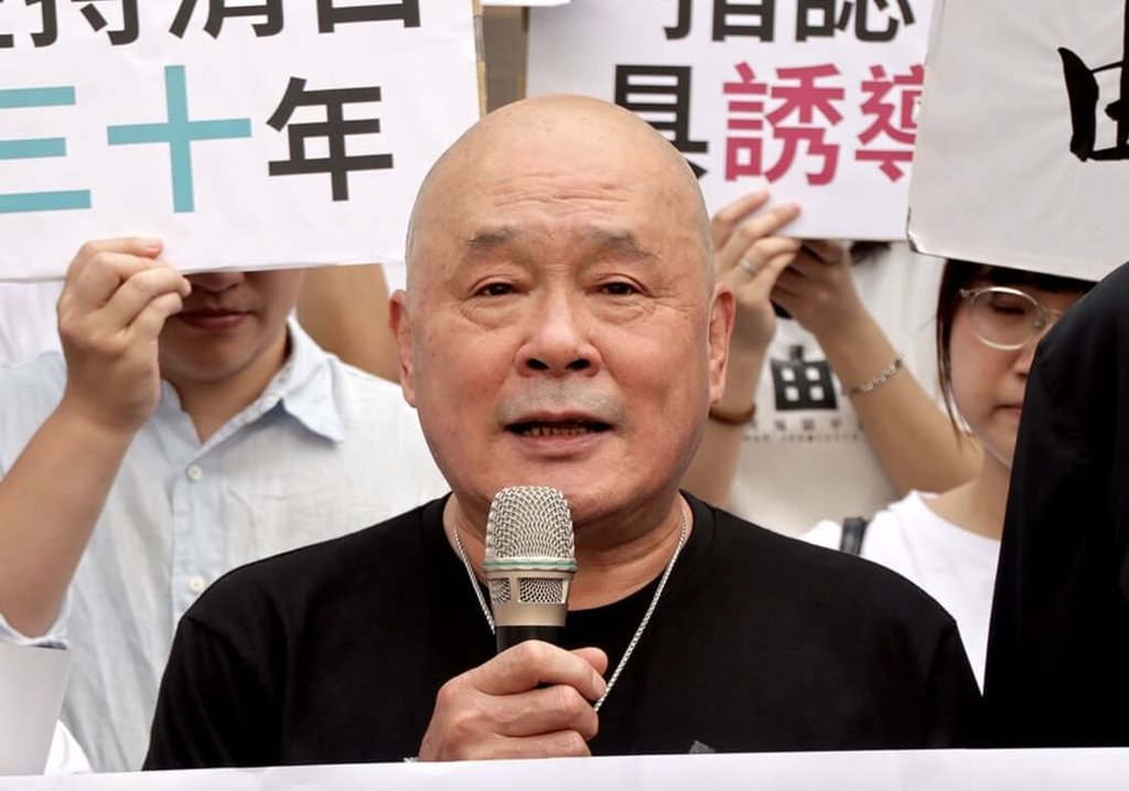 男子蘇耀輝（圖）涉殺人未遂案原遭判刑8年定讞，台灣高等法院開啟再審程序後，29日改判無罪。到庭聽判的蘇耀輝哽咽感謝所有到場支持的人。（台灣冤獄平反協會提供）中央社記者謝君臨傳真　115年4月29日