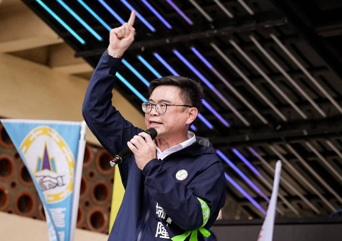 賴瑞隆痛批柯志恩要競選市長，就拿出真正對產業有益的對策，而不是配合黨意全盤扼殺新興產業。 圖：翻攝賴瑞隆臉書