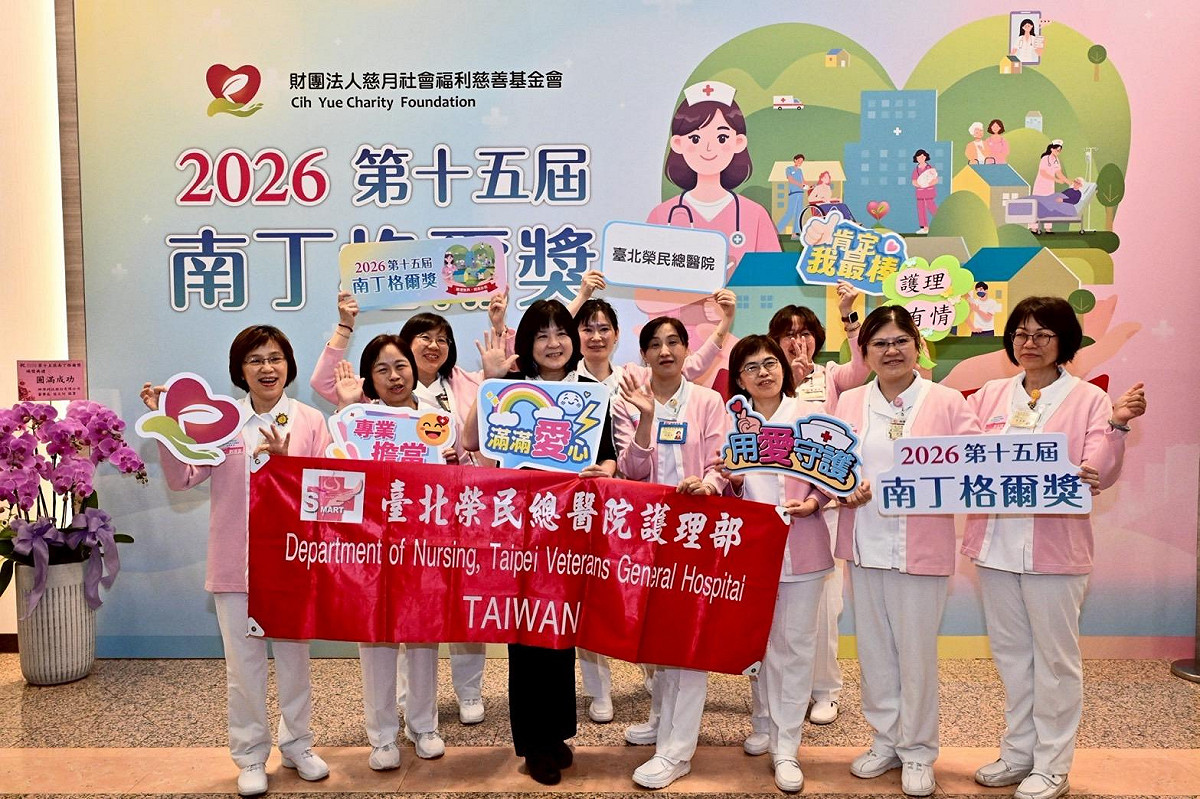 卓榮泰表示，政府將持續透過政策與預算投入，改善護理職場環境與待遇，讓護理人員獲得更合理支持。 圖:行政院提供