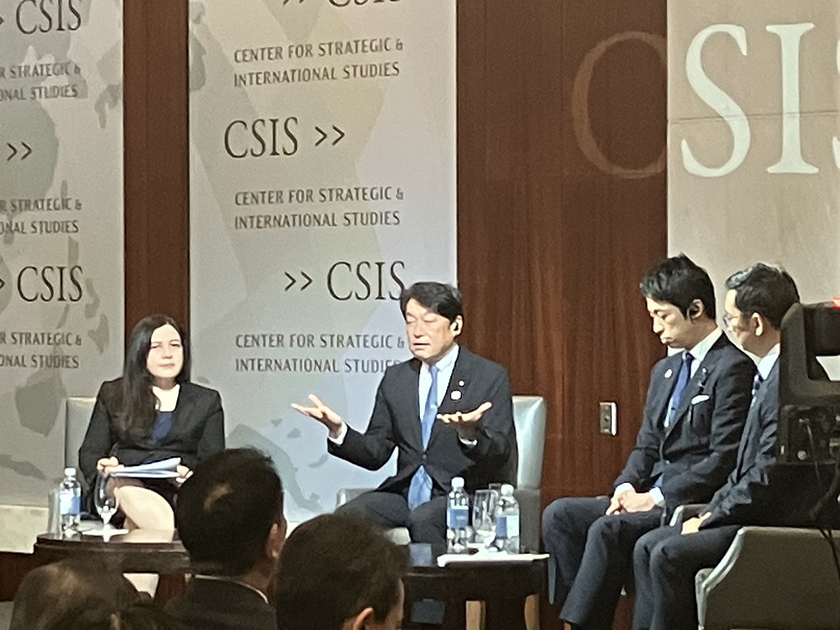 小野寺五典（中）在美國智庫戰略與國際研究中心敦促川普對台灣問題要毅然應對 圖：翻攝自小野寺五典的Ｘ